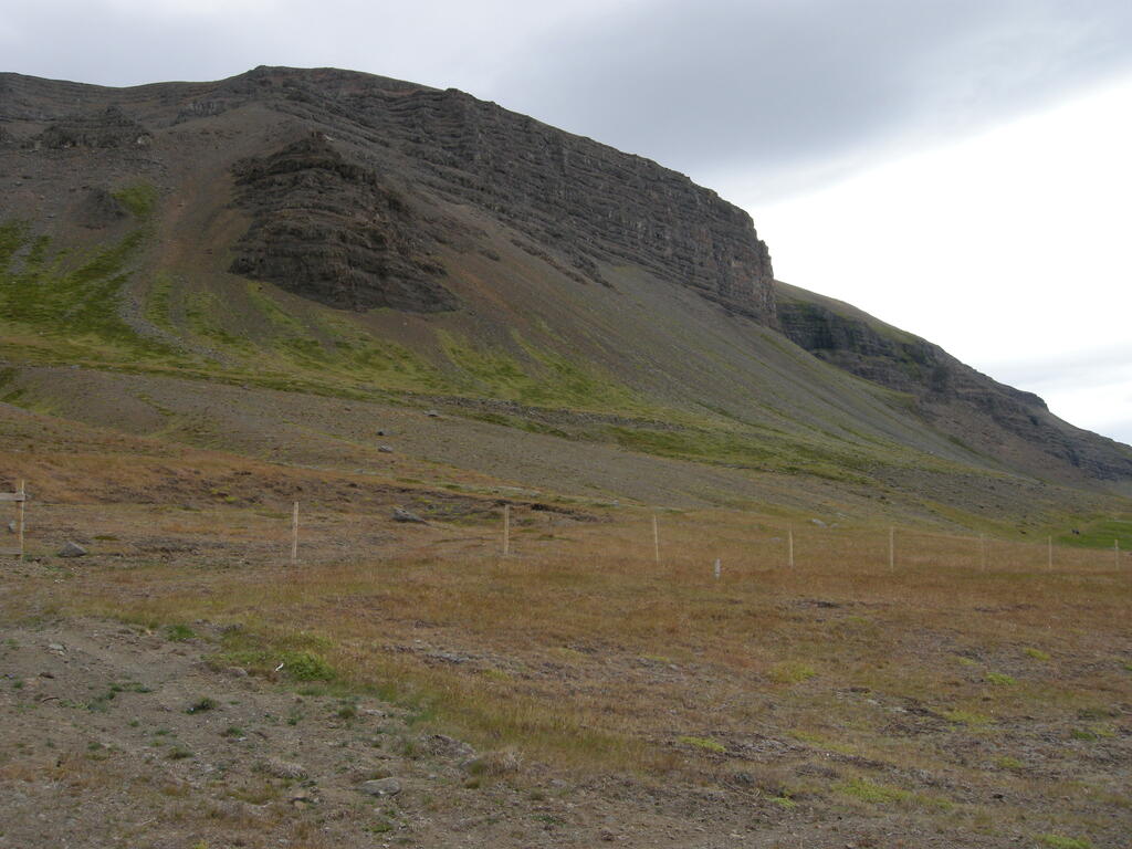 Hvolsfjall am Gilsfjörður